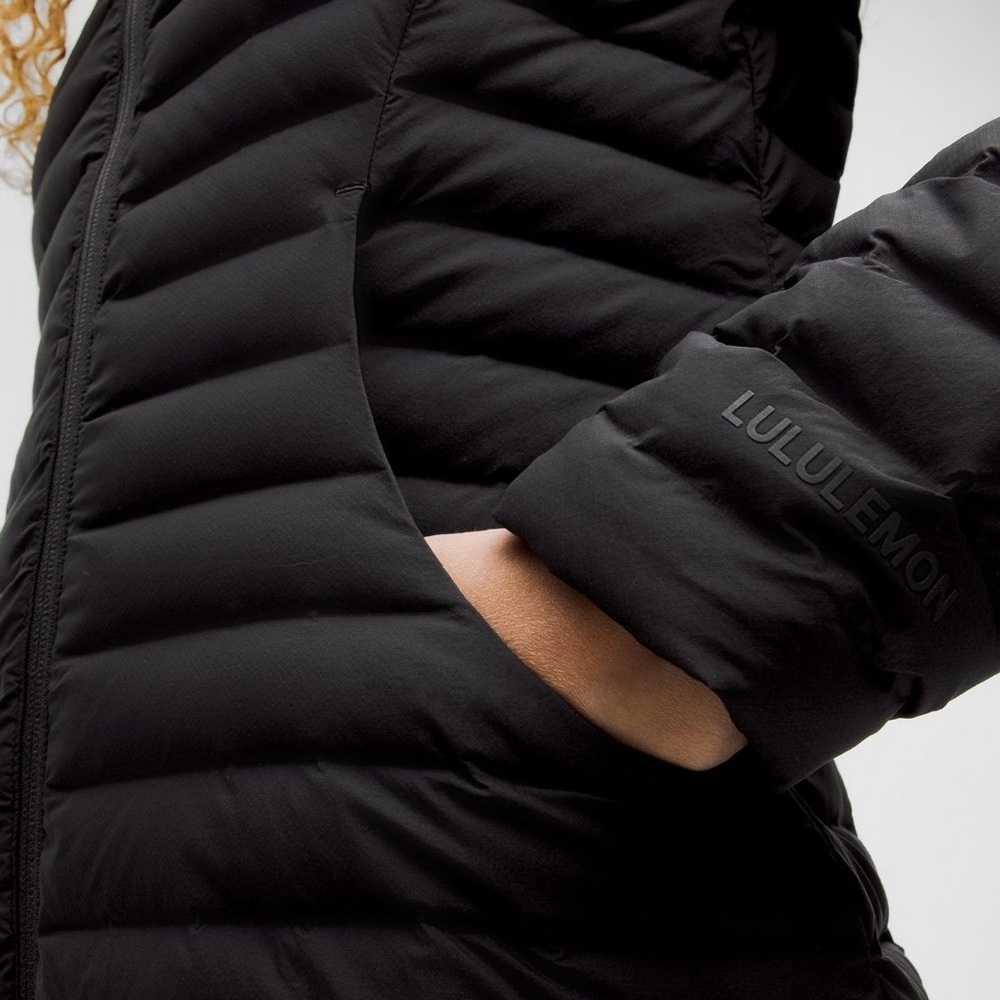 Lululemon Pack it Down Jacket in Black